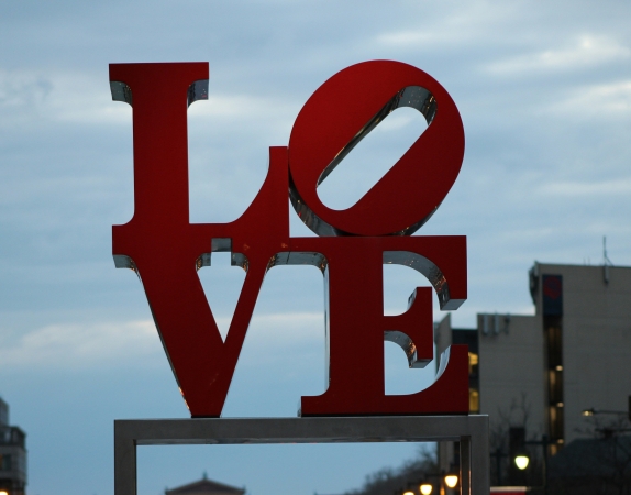 A photograph of Philadelphia's LOVE sign