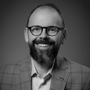 headshot of Jonathan Rubright