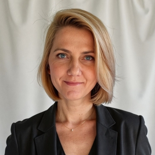 headshot of Krista Mattern